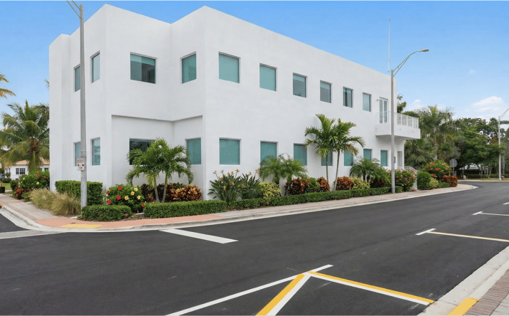 Pictures of Retail, Office property located at 201 N Ocean Dr, Hollywood, FL 33019 for lease - image #1