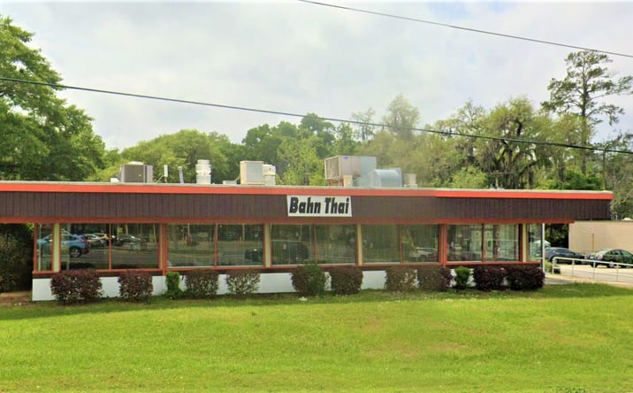 Pictures of Retail property located at 2531 Apalachee Pkwy, Tallahassee, FL 32301 for lease - image #1