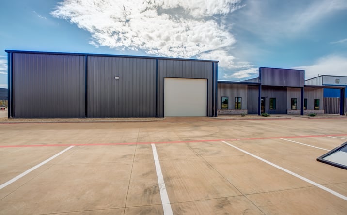 Pictures of Retail, Office, Industrial property located at 3205 118th St, Lubbock, TX 79423 for lease - image #1