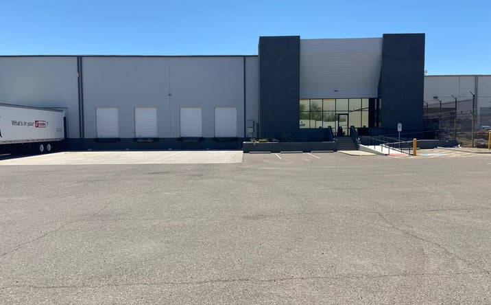Pictures of Industrial property located at 1002 S. 56th Avenue, Phoenix, AZ 85043 for lease - image #1