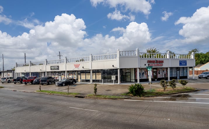 Pictures of Retail property located at 1502 Shaver St, Pasadena, TX 77502 for lease - image #1