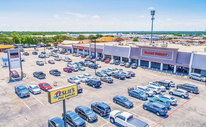 Pictures of Retail, Office property located at 742 W Wheatland Rd, Duncanville, TX 75116 for lease - image #1