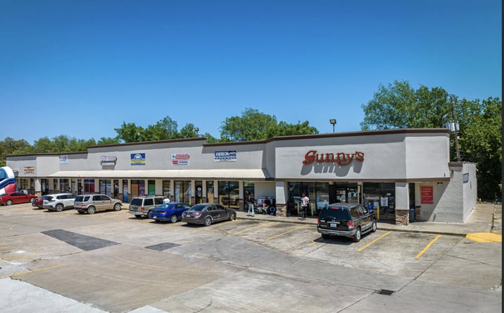 Pictures of Retail property located at 9061-9075 S Dairy Ashford Rd, Houston, TX 77099 for lease - image #1