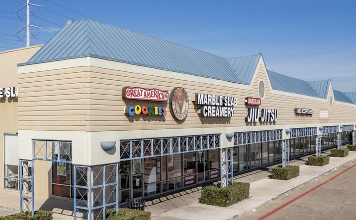 Pictures of Retail property located at 11430 East Fwy, Houston, TX 77029 for lease - image #1
