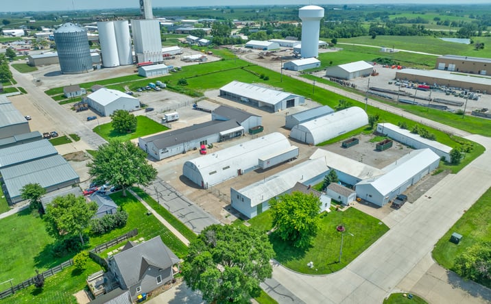 Pictures of Retail, Office, Industrial property located at 221 South St, Pella, IA 50219 for lease - image #1