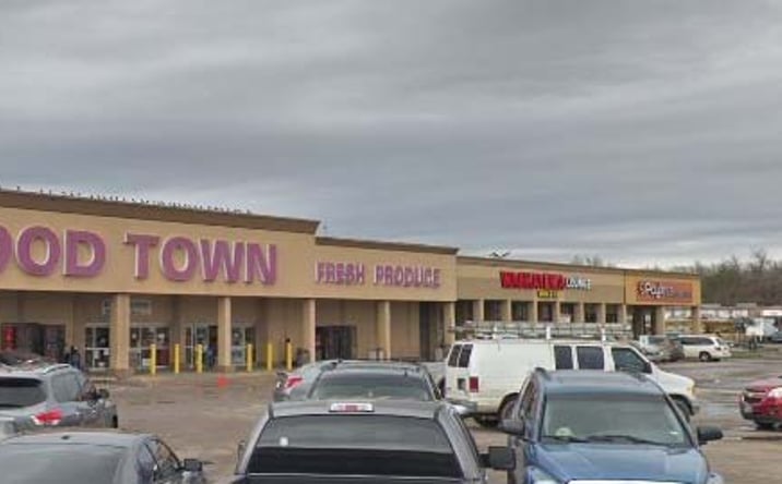 Pictures of Retail property located at 5305-5377 Antoine Drive, Houston, TX 77091 for lease - image #1