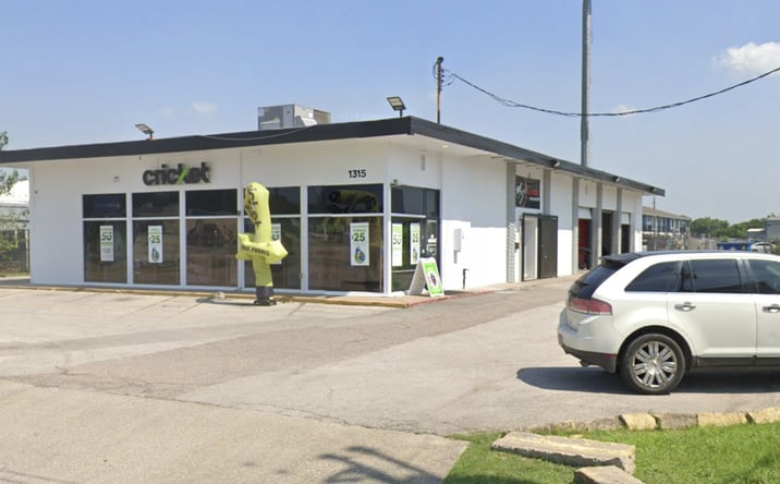 Pictures of Retail property located at 1317 Spencer Hwy, South Houston, TX 77587 for lease - image #1