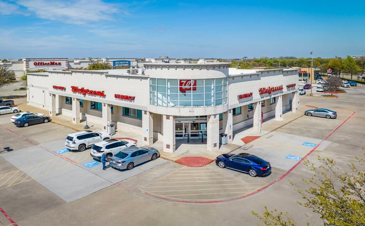 Pictures of Retail property located at 6401 W Plano Pkwy, Plano, TX 75093 for lease - image #1