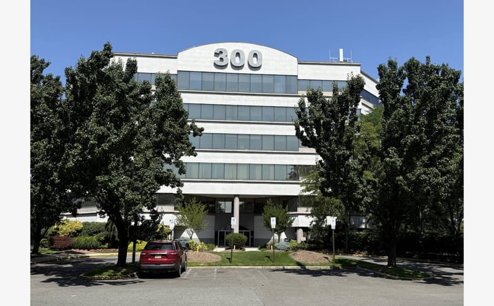 Pictures of Office property located at 300 Harmon Meadow Blvd., Secaucus, NJ 07094 for lease - image #1