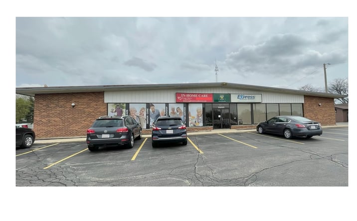 Pictures of Office property located at 1622 DeKalb Ave, Sycamore, IL 60178 for lease - image #1