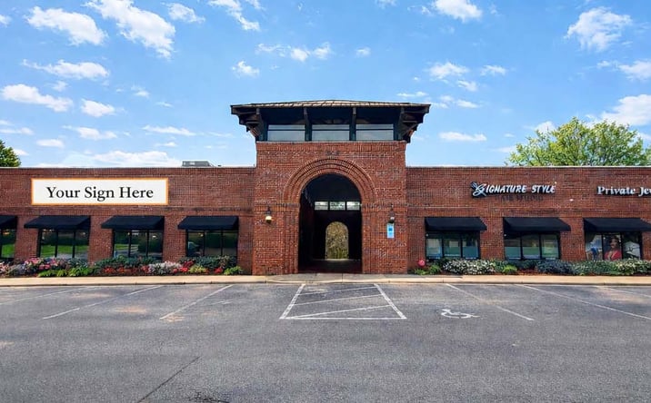 Pictures of Office property located at 20035 Jetton Rd, Cornelius, NC 28031 for lease - image #1