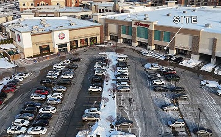 Pictures of Retail property located at 6917 W 135th St, Overland Park, KS 66223 for lease - image #1