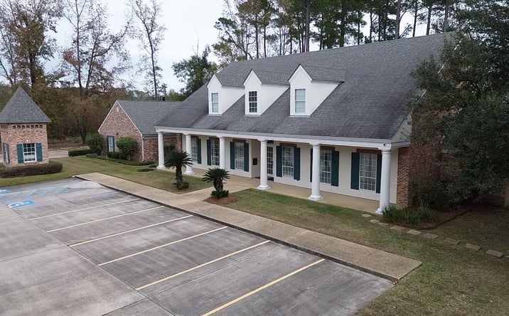 Pictures of Office property located at 2552 LA-964, Saint Francisville, LA 70775 for lease - image #1