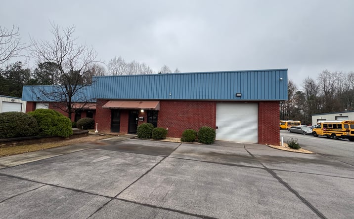 Pictures of Industrial property located at 7508 Southlake Pkwy, Jonesboro, GA 30236 for lease - image #1