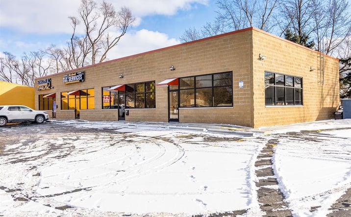 Pictures of Office property located at 3065 Oakwood Blvd, Melvindale, MI 48122 for lease - image #1