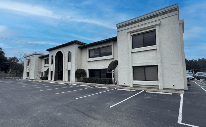 Pictures of Office property located at 7810 Louis Pasteur Dr, San Antonio, TX 78229 for lease - image #1