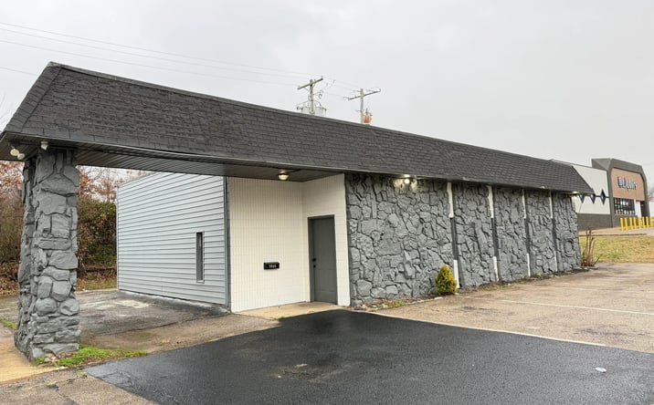 Pictures of Office property located at 9040 Millbranch Rd, Southaven, MS 38671 for lease - image #1