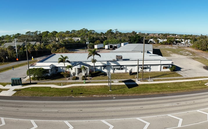 Pictures of Retail, Office, Industrial property located at 928 S Tamiami Trl, Osprey, FL 34229 for lease - image #1