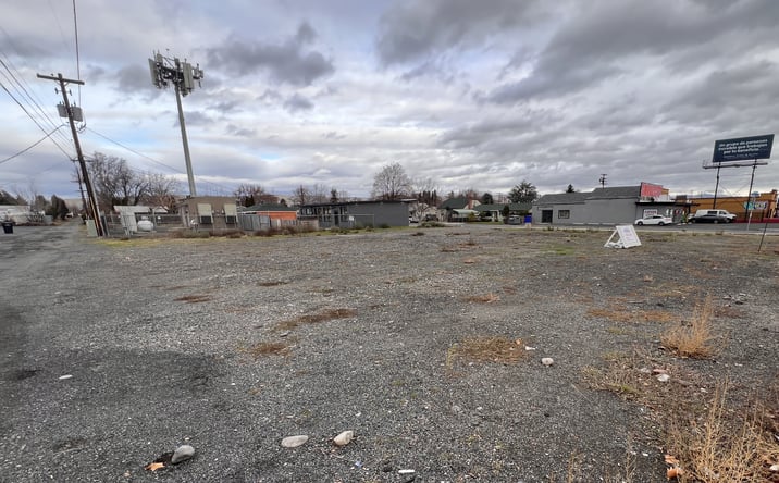 Pictures of Land property located at 601 W Nob Hill Blvd, Yakima, WA 98902 for lease - image #1