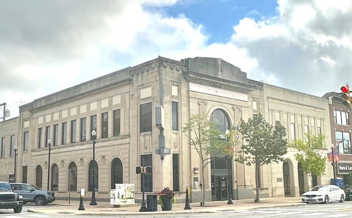 Pictures of Office property located at 101 East Lincolnway, Valparaiso, IN 46383 for lease - image #1