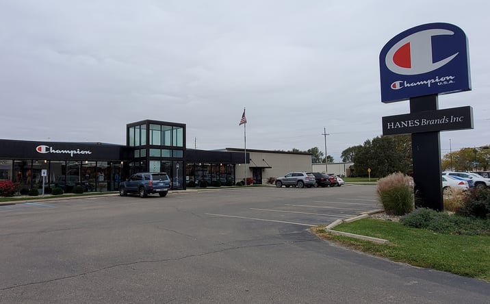 Pictures of Retail, Office property located at 520 McCall Rd, Manhattan, KS 66502 for lease - image #1