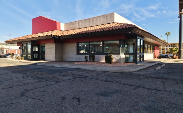 Pictures of Restaurant, Retail property located at 2001 S Las Vegas Blvd, Las Vegas, NV 89104 for lease - image #1