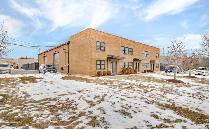 Pictures of Office, Industrial property located at 3S340 Rockwell St, Warrenville, IL 60555 for lease - image #1