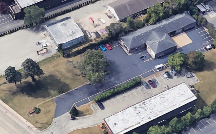 Pictures of Retail property located at 528 N Milwaukee Ave, Wheeling, IL 60090 for lease - image #1