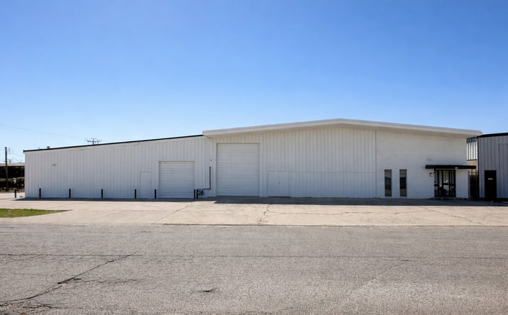 Pictures of Industrial property located at 2412 SW 14th St, Oklahoma City, OK 73108 for lease - image #1