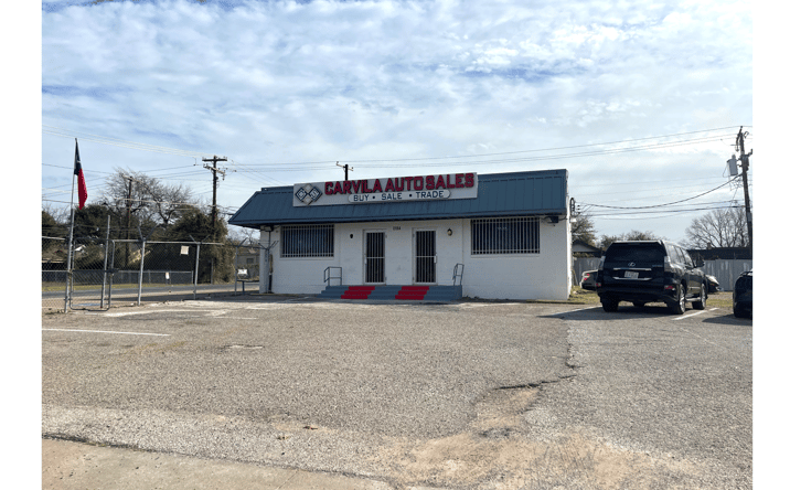 Pictures of Retail, Restaurant property located at 2154 Burbank St, Dallas, TX 75235 for lease - image #1
