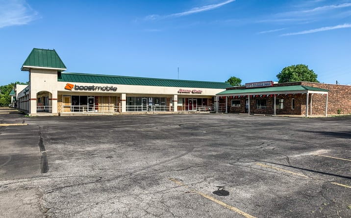 Pictures of Retail, Office property located at 1510 W 21st St, Wichita, KS 67203 for lease - image #1