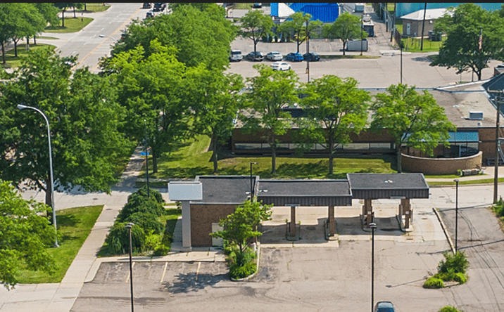 Pictures of Retail property located at 25501 Harper Ave, St. Clair Shores, MI 48081 for lease - image #1