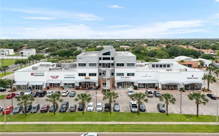 Pictures of Restaurant property located at 7001 N 10th Street # D, McAllen, TX 78504 for lease - image #1