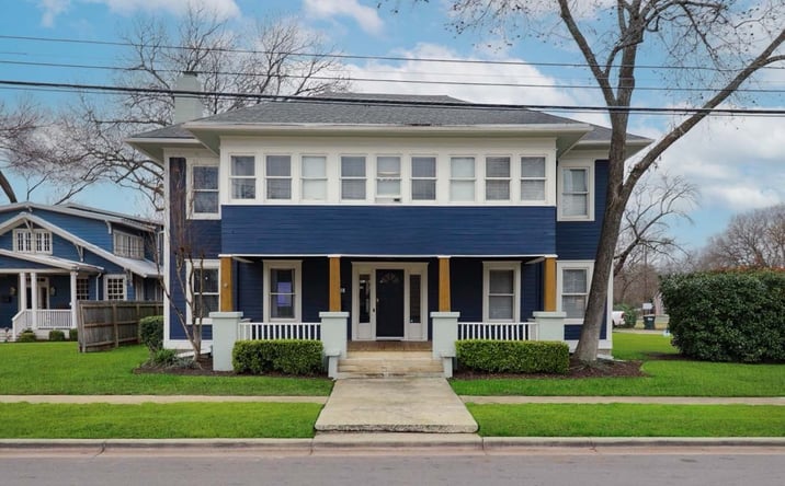 Pictures of Retail, Office, Restaurant property located at 1102 S Rock St, Georgetown, TX 78626 for lease - image #1