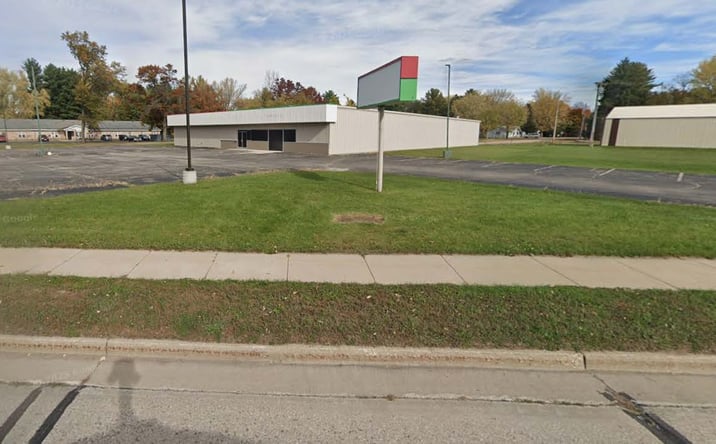 Pictures of Retail property located at 275 Laing St, Redgranite, WI 54970 for lease - image #1