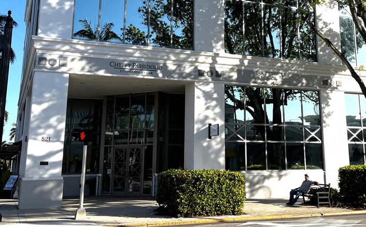 Pictures of Office property located at 821 5th Ave S, Naples, FL 34102 for lease - image #1