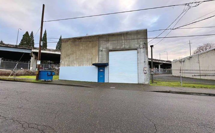 Pictures of Industrial property located at 2624 N Borthwick Ave, Portland, OR 97227 for lease - image #1