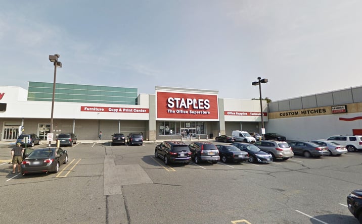 Pictures of Retail property located at 251-01 Jamaica Avenue, Bellerose, NY 11001 for lease - image #1