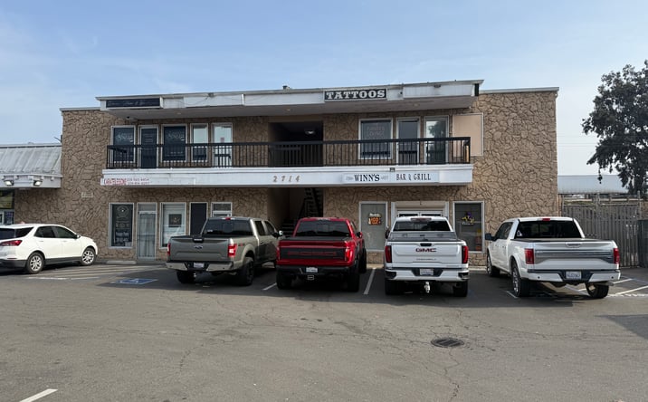 Pictures of Office, Retail property located at 2714 Country Club Blvd, Stockton, CA 95204 for lease - image #1