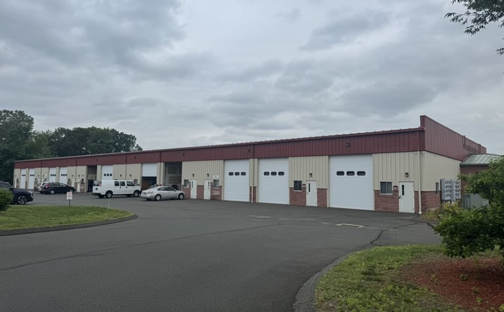 Pictures of Industrial property located at 200 Old County Circle, Unit 303, Windsor Locks, CT 06096 for lease - image #1