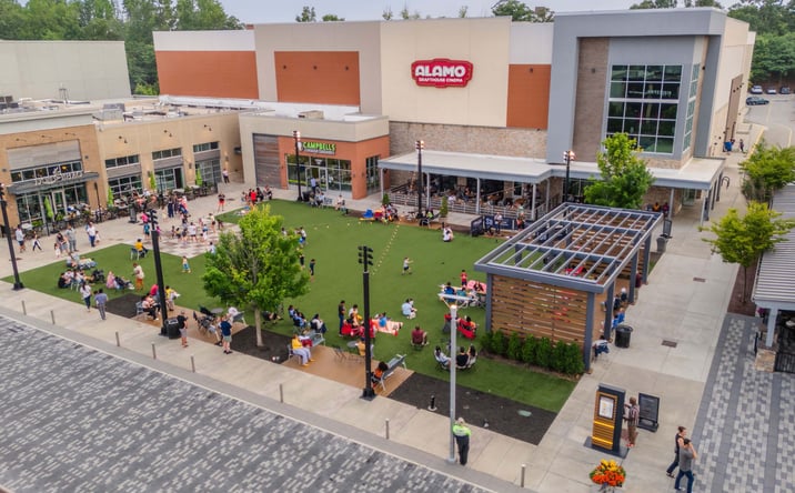 Pictures of Retail property located at 15201 Potomac Town Pl, Woodbridge, VA 22191 for lease - image #1