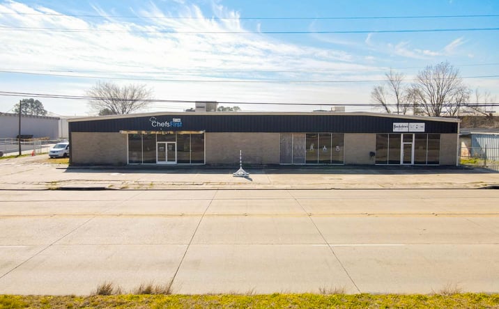 Pictures of Industrial property located at 8230 S Choctaw Dr, Baton Rouge, LA 70815 for lease - image #1