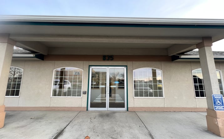 Pictures of Office, Special Purpose property located at 835 Colonial Ave, Moses Lake, WA 98837 for lease - image #1