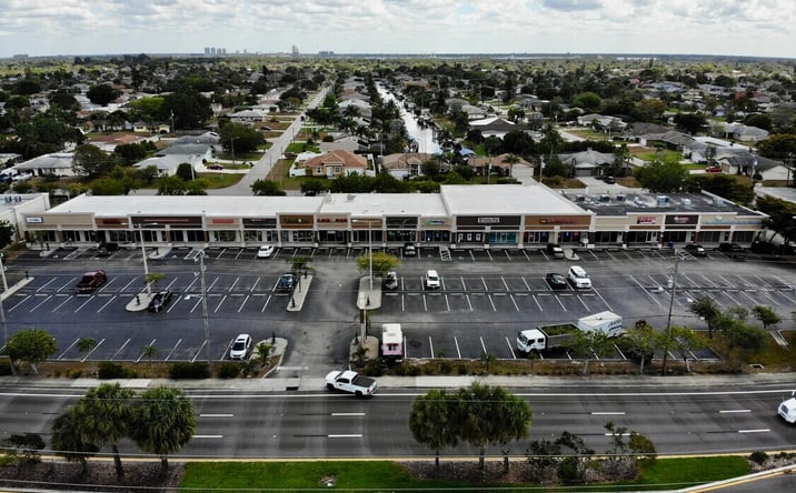 Pictures of Retail property located at 1109 Del Prado Boulevard South, Cape Coral, FL 33990 for lease - image #1