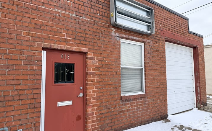 Pictures of Industrial property located at 613 Jefferson Street, Ottawa, IL 61350 for lease - image #1