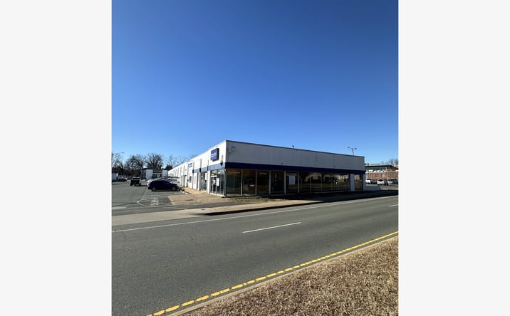 Pictures of Retail, Industrial, Office property located at 918 Preston Ave, Charlottesville, VA 22903 for lease - image #1