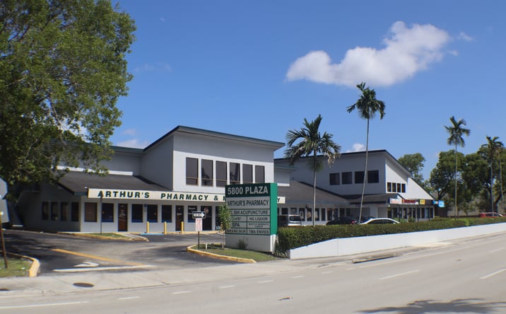Pictures of Land property located at 5800 N University Drive Unit A, Tamarac, FL 33321 for lease - image #1