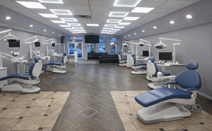 Pictures of Retail property located at 7318 W Irving Park Road, Norridge, IL 60706 for lease - image #1
