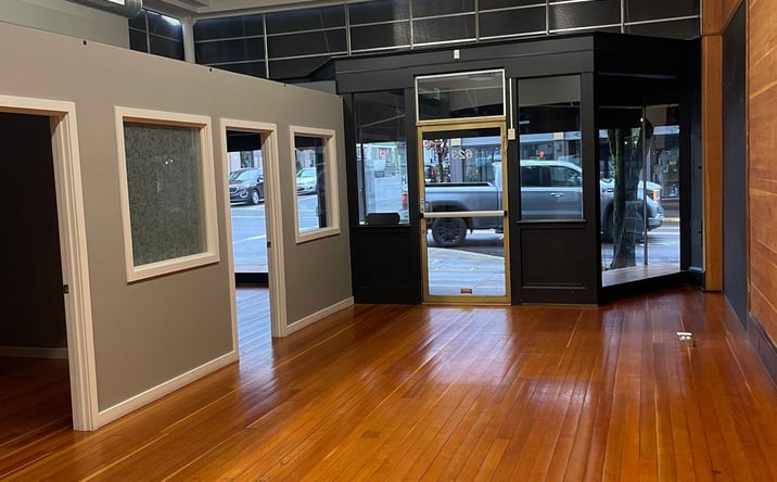 Pictures of Office, Retail property located at 623 Main Street, Oregon City, OR 97045 for lease - image #1