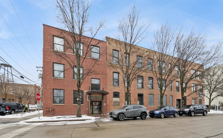 Pictures of Retail property located at 1843 W Hubbard Street 1A, Chicago, IL 60622 for lease - image #1